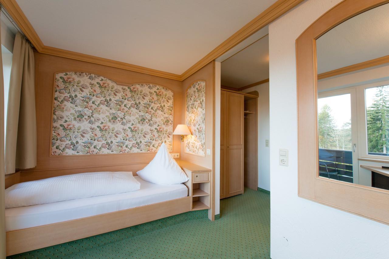 Hotel St. Ulrich Garni Ottobeuren Exterior foto